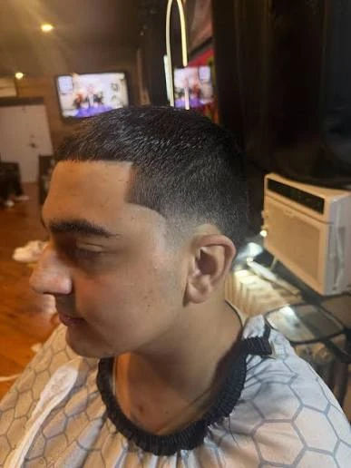 Upstrs customer haircut result, sample 3